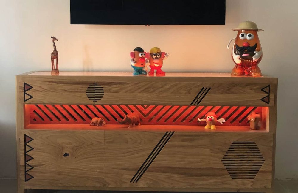 meuble TV par Blandine ébéniste de boisenbois